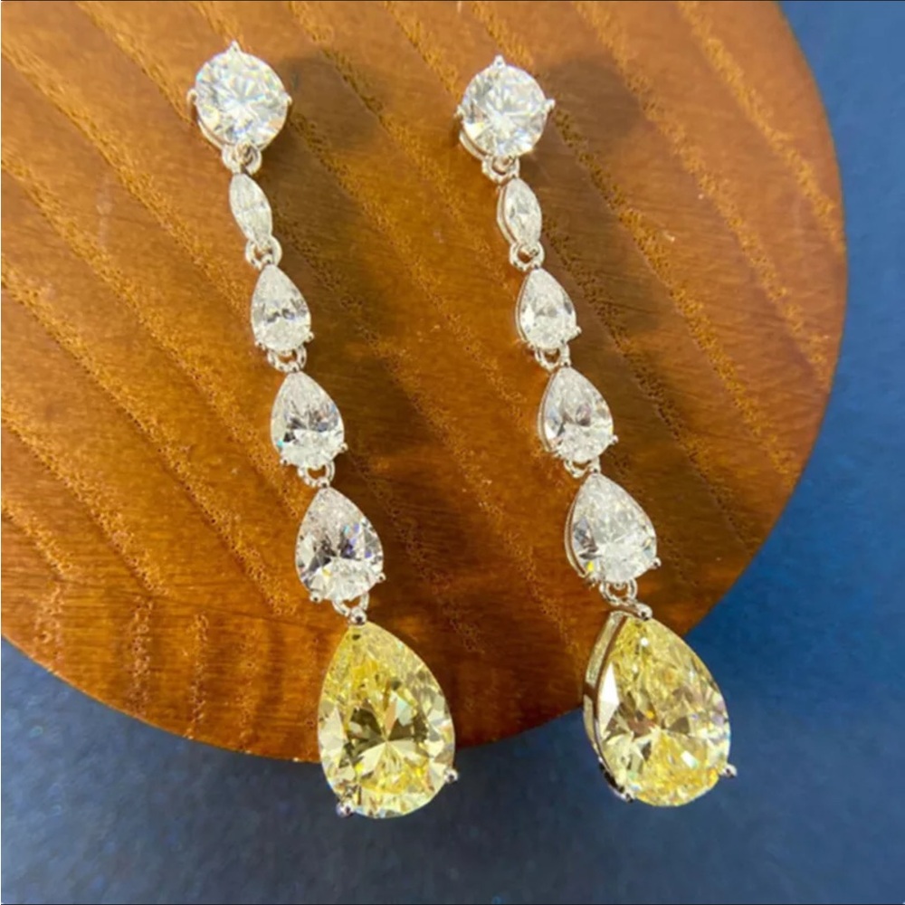 💛Gorgeous White & Canary Yellow Zircon Drop Earrings
